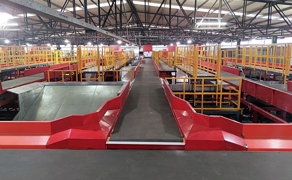 DWS物流設(shè)備,掃碼稱重量方一體機(jī),快遞包裹分揀機(jī)